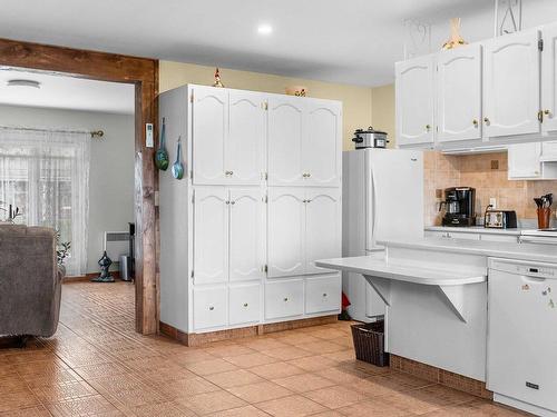 Cuisine - 3145 Place Richelieu, Shawinigan, QC - Indoor Photo Showing Kitchen