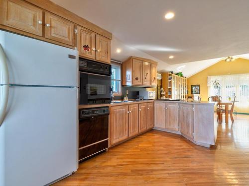 Kitchen - 9490 Route Marie-Victorin, Contrecoeur, QC - Indoor Photo Showing Kitchen