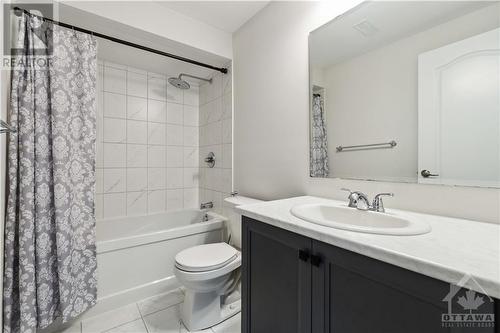 503 Ponthieu Circle, Ottawa, ON - Indoor Photo Showing Bathroom