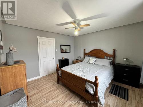 303 Spruce Street S, Timmins (Timmins South - East), ON - Indoor Photo Showing Bedroom