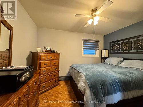 303 Spruce Street S, Timmins (Timmins South - East), ON - Indoor Photo Showing Bedroom