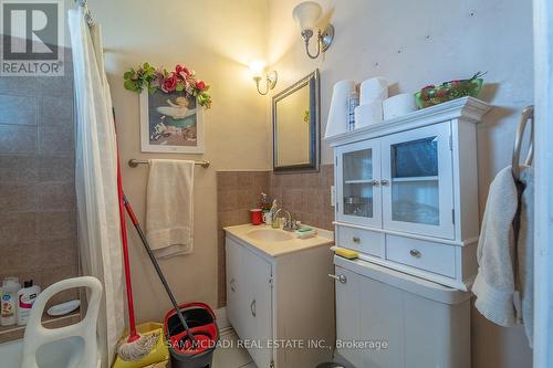 5170 Willmott Street, Niagara Falls, ON - Indoor