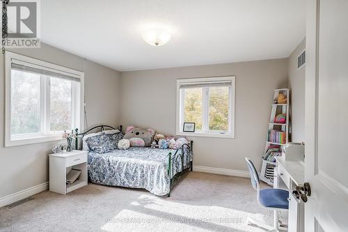 49 Heatherwood Drive, Springwater, ON - Indoor Photo Showing Bedroom