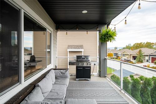 5084 Seon Crescent, Kelowna, BC - Outdoor With Exterior