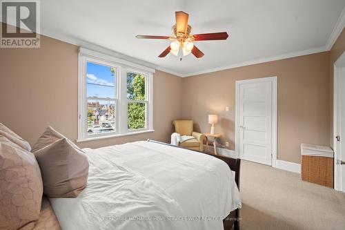 407 Aberdeen Avenue, Hamilton, ON - Indoor Photo Showing Bedroom