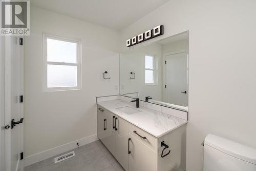 1401 2395 Rowe Street, Prince George, BC - Indoor Photo Showing Bathroom