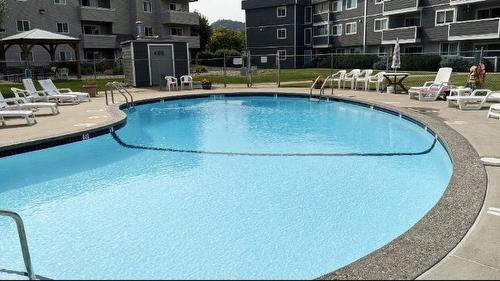 338-495 All Star Court, Kelowna, BC - Outdoor With In Ground Pool