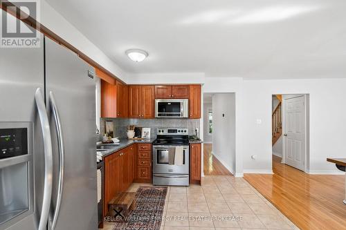 82 Bird Street, Barrie (Edgehill Drive), ON - Indoor Photo Showing Kitchen