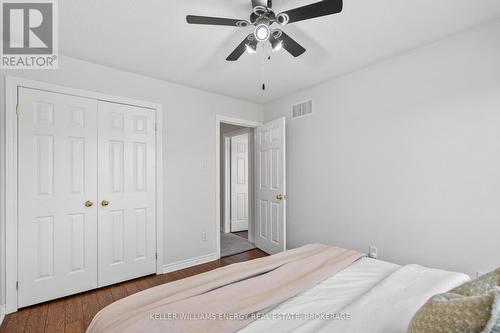 82 Bird Street, Barrie (Edgehill Drive), ON - Indoor Photo Showing Bedroom