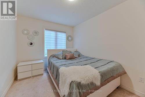 15 Oleary Road, Brampton, ON - Indoor Photo Showing Bedroom