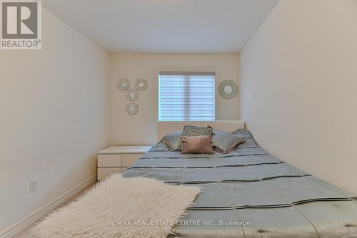 15 Oleary Road, Brampton, ON - Indoor Photo Showing Bedroom