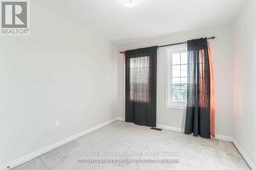 49 Campwood Crescent, Brampton, ON - Indoor Photo Showing Other Room