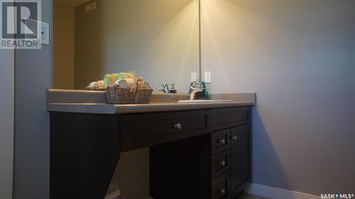 5316 Green Silverberry Drive E, Regina, SK - Indoor Photo Showing Bathroom