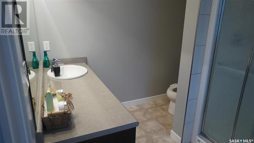 5316 Green Silverberry Drive E, Regina, SK - Indoor Photo Showing Bathroom