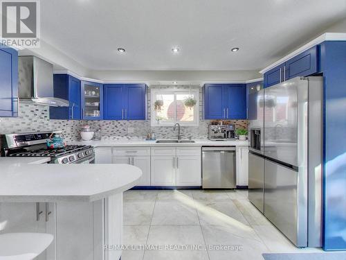 3460 Ingram Road, Mississauga, ON - Indoor Photo Showing Kitchen With Upgraded Kitchen