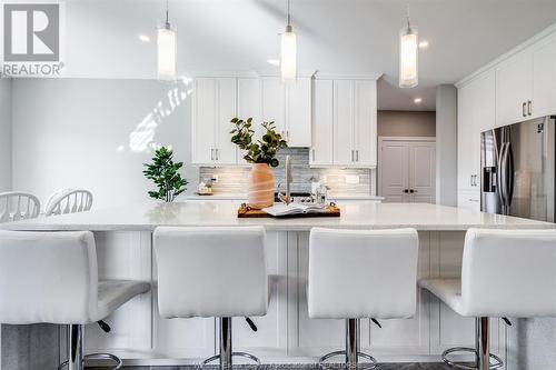 21354 Klondyke Road, Wheatley, ON - Indoor Photo Showing Kitchen With Upgraded Kitchen