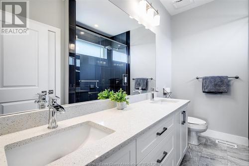 21354 Klondyke Road, Wheatley, ON - Indoor Photo Showing Bathroom