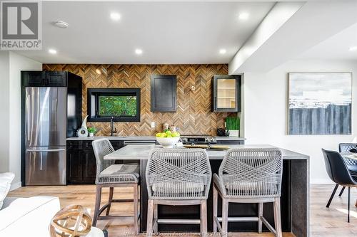 555 Heritage Road, Kingsville, ON - Indoor Photo Showing Dining Room