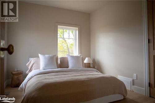 234089 Conc 2 Wgr, Durham, ON - Indoor Photo Showing Bedroom