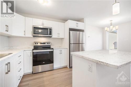 24 Margaret Graham Terrace, Smiths Falls, ON - Indoor Photo Showing Kitchen With Upgraded Kitchen