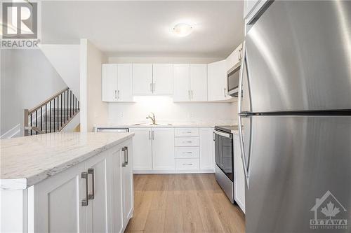 24 Margaret Graham Terrace, Smiths Falls, ON - Indoor Photo Showing Kitchen With Upgraded Kitchen