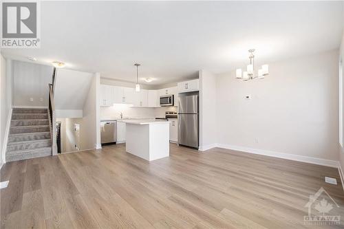 24 Margaret Graham Terrace, Smiths Falls, ON - Indoor Photo Showing Kitchen