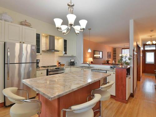 Kitchen - 520  - 522 Av. Gonthier, Montréal (Mercier/Hochelaga-Maisonneuve), QC - Indoor Photo Showing Kitchen With Double Sink