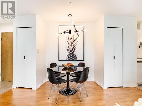 1610 989 Nelson Street, Vancouver, BC - Indoor Photo Showing Dining Room