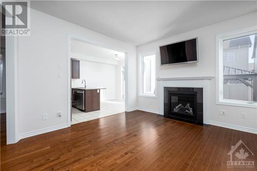 321 Everglade Way, Ottawa, ON - Indoor Photo Showing Living Room With Fireplace