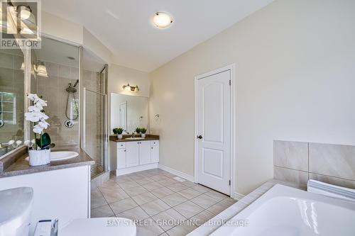 68 Homer Crescent, Aurora, ON - Indoor Photo Showing Bathroom