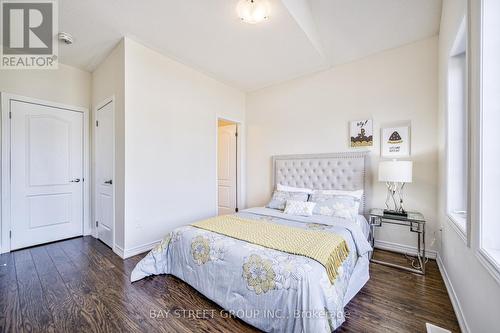 68 Homer Crescent, Aurora, ON - Indoor Photo Showing Bedroom