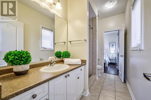 68 Homer Crescent, Aurora, ON - Indoor Photo Showing Bathroom