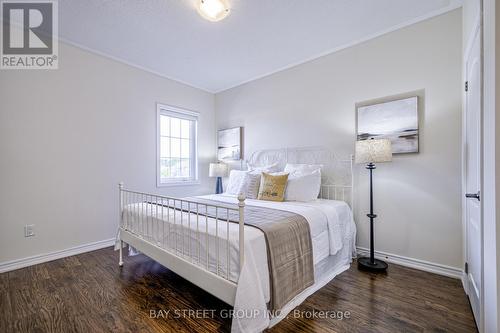 68 Homer Crescent, Aurora, ON - Indoor Photo Showing Bedroom