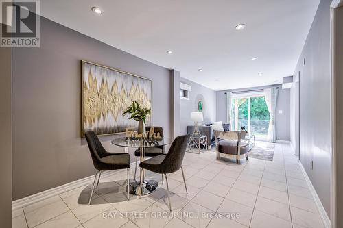 68 Homer Crescent, Aurora, ON - Indoor Photo Showing Dining Room