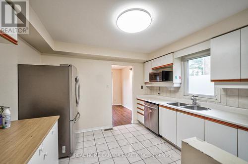 14 - 3420 South Millway, Mississauga, ON - Indoor Photo Showing Kitchen With Double Sink