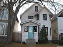 1043 Connaught Avenue, Moose Jaw, SK  - Outdoor 