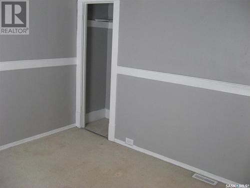 1043 Connaught Avenue, Moose Jaw, SK - Indoor Photo Showing Other Room