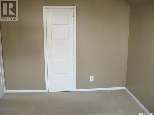 1043 Connaught Avenue, Moose Jaw, SK - Indoor Photo Showing Other Room