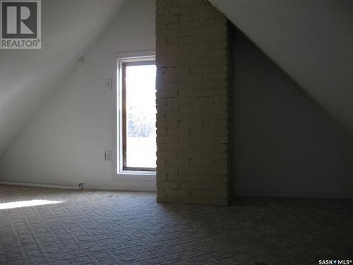 1043 Connaught Avenue, Moose Jaw, SK - Indoor Photo Showing Other Room