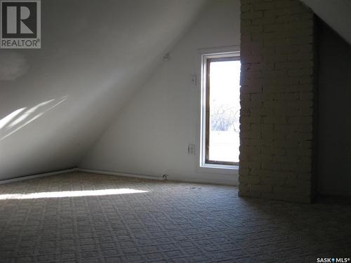 1043 Connaught Avenue, Moose Jaw, SK - Indoor Photo Showing Other Room