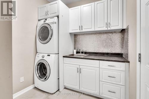 48 Isaiah Drive, Kitchener, ON - Indoor Photo Showing Laundry Room