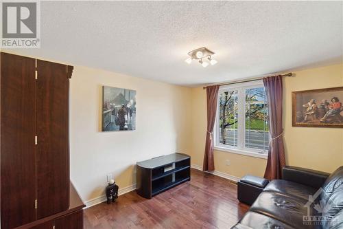 120C Centrepointe Drive, Ottawa, ON - Indoor Photo Showing Living Room