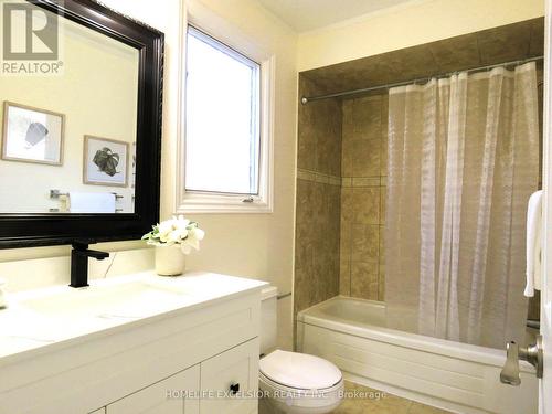 65 Reed Drive, Ajax, ON - Indoor Photo Showing Bathroom