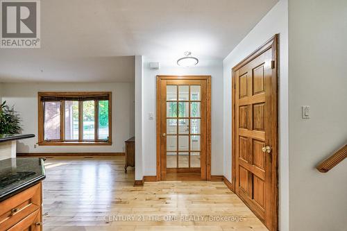 224 Park Avenue, East Gwillimbury, ON - Indoor Photo Showing Other Room