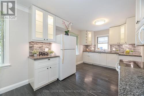 29 Princess Street, St. Catharines, ON - Indoor Photo Showing Kitchen