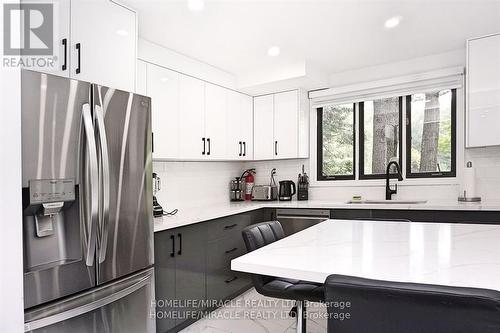 357 Britannia Road, Huntsville, ON - Indoor Photo Showing Kitchen