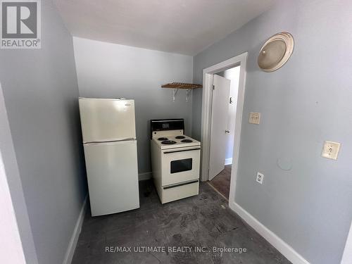 C - 640 Front Street, Quinte West, ON - Indoor Photo Showing Kitchen