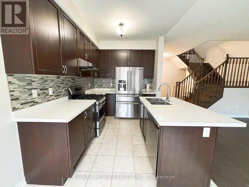 22 Memon Place, Markham, ON - Indoor Photo Showing Kitchen With Stainless Steel Kitchen With Double Sink With Upgraded Kitchen