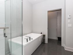 Ensuite bathroom - 