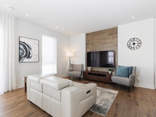 Salon - 302-12000 Rue D'Amboise, Mirabel, QC - Indoor Photo Showing Living Room